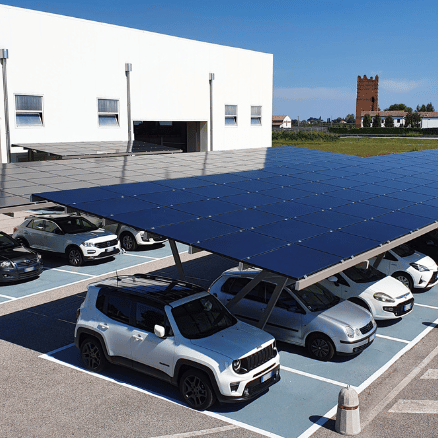 carport solaire voiture jardin parking